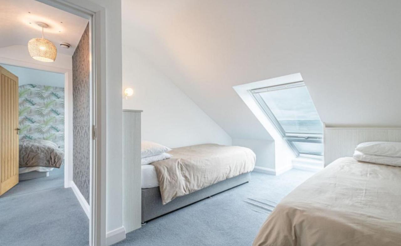 Promenade Apartment Panoramic Sea Views 포트스튜어트 외부 사진